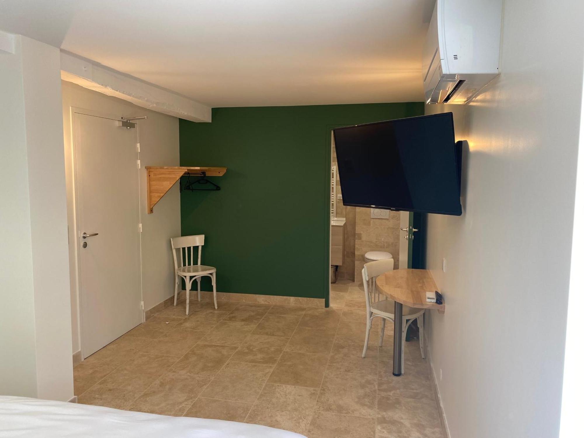 La Clef Des Champs Hotel Jugeals-Nazareth Room photo